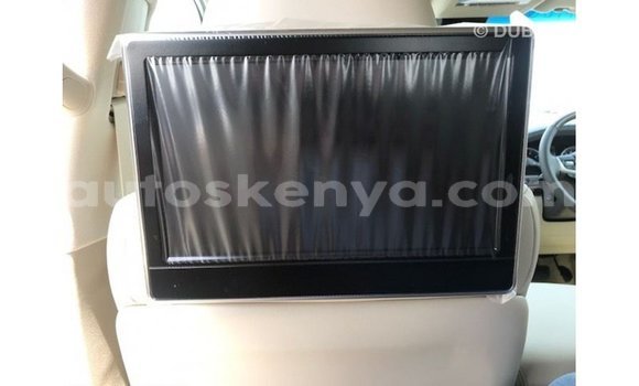 Buy Import Toyota Land Cruiser White Car in Import - Dubai in Central Kenya Buy Import Toyota Land Cruiser White Car in Import - Dubai in Central Kenya