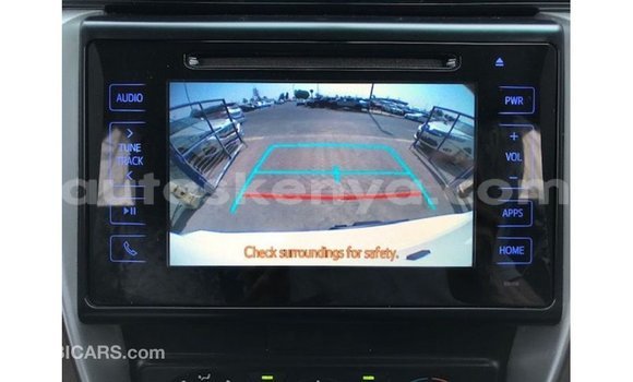 Nunua Imported Toyota Fortuner Nyeupe Gari ndani ya Import - Dubai nchini Kati Kenya Nunua Imported Toyota Fortuner Nyeupe Gari ndani ya Import - Dubai nchini Kati Kenya