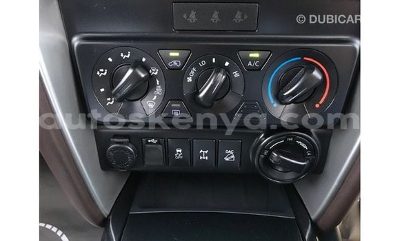 Nunua Imported Toyota Fortuner Nyeupe Gari ndani ya Import - Dubai nchini Kati Kenya Nunua Imported Toyota Fortuner Nyeupe Gari ndani ya Import - Dubai nchini Kati Kenya