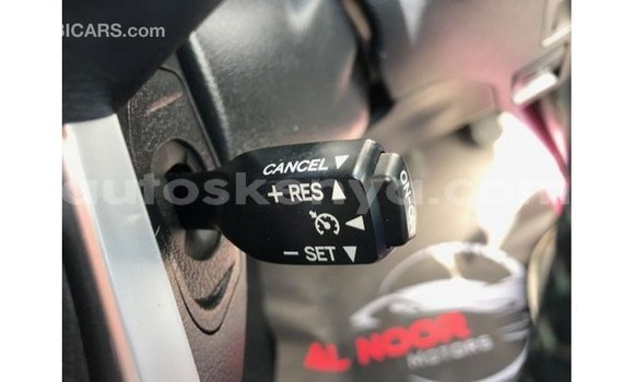 Nunua Imported Toyota Fortuner Nyeupe Gari ndani ya Import - Dubai nchini Kati Kenya Nunua Imported Toyota Fortuner Nyeupe Gari ndani ya Import - Dubai nchini Kati Kenya