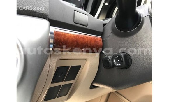 Nunua Imported Toyota Land Cruiser Nyekundu Gari ndani ya Import - Dubai nchini Kati Kenya Nunua Imported Toyota Land Cruiser Nyekundu Gari ndani ya Import - Dubai nchini Kati Kenya