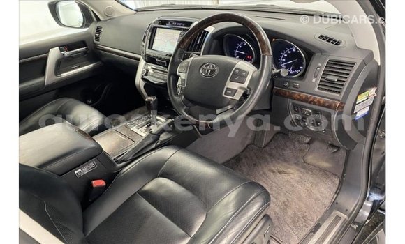 Nunua Imported Toyota Land Cruiser Nyeusi Gari ndani ya Import - Dubai nchini Kati Kenya Nunua Imported Toyota Land Cruiser Nyeusi Gari ndani ya Import - Dubai nchini Kati Kenya
