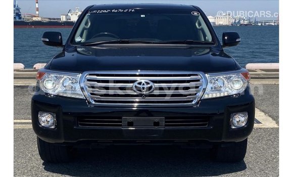 Nunua Imported Toyota Land Cruiser Nyeusi Gari ndani ya Import - Dubai nchini Kati Kenya Nunua Imported Toyota Land Cruiser Nyeusi Gari ndani ya Import - Dubai nchini Kati Kenya