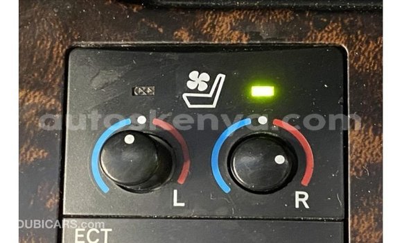 Nunua Imported Toyota Land Cruiser Nyeusi Gari ndani ya Import - Dubai nchini Kati Kenya Nunua Imported Toyota Land Cruiser Nyeusi Gari ndani ya Import - Dubai nchini Kati Kenya