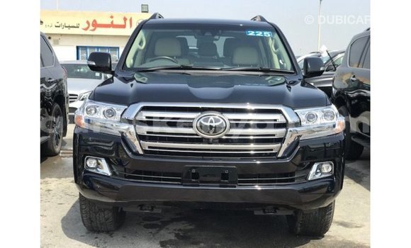 Imported Toyota Land Cruiser Black Makiinaa iti Import - Dubai keessatti Central Kenya keessatti Imported Toyota Land Cruiser Black Makiinaa iti Import - Dubai keessatti Central Kenya keessatti