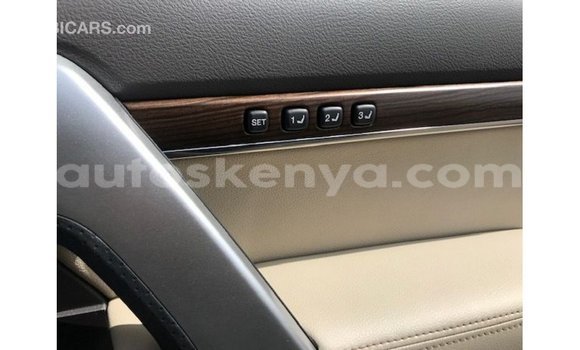 Imported Toyota Land Cruiser Black Makiinaa iti Import - Dubai keessatti Central Kenya keessatti Imported Toyota Land Cruiser Black Makiinaa iti Import - Dubai keessatti Central Kenya keessatti