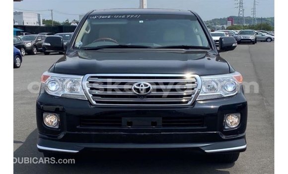 Buy Import Toyota Land Cruiser Black Car in Import - Dubai in Central Kenya Buy Import Toyota Land Cruiser Black Car in Import - Dubai in Central Kenya