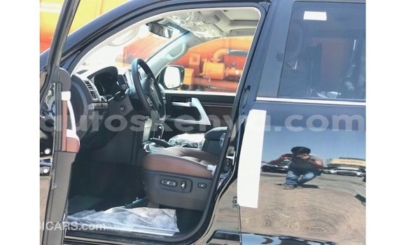Nunua Imported Toyota Land Cruiser Nyeusi Gari ndani ya Import - Dubai nchini Kati Kenya Nunua Imported Toyota Land Cruiser Nyeusi Gari ndani ya Import - Dubai nchini Kati Kenya