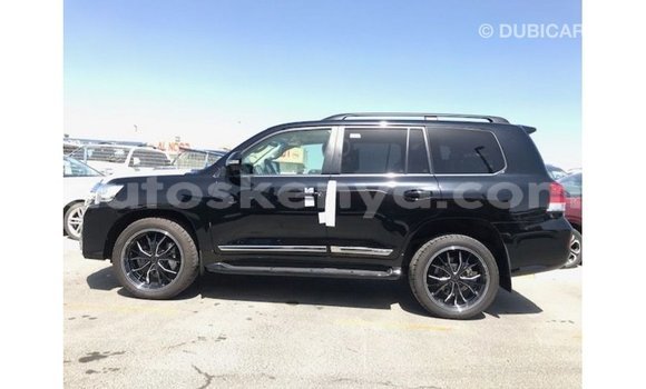 Nunua Imported Toyota Land Cruiser Nyeusi Gari ndani ya Import - Dubai nchini Kati Kenya Nunua Imported Toyota Land Cruiser Nyeusi Gari ndani ya Import - Dubai nchini Kati Kenya