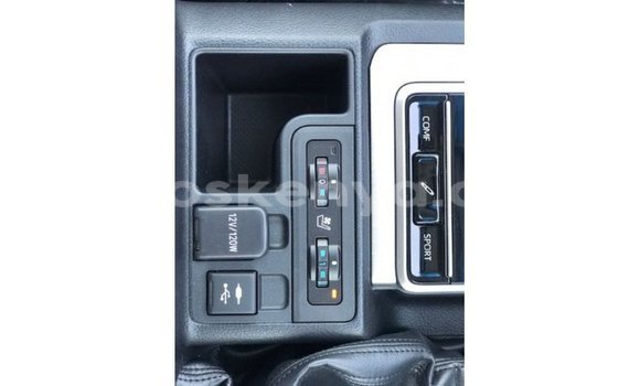 Imported Toyota Prado Black Makiinaa iti Import - Dubai keessatti Central Kenya keessatti Imported Toyota Prado Black Makiinaa iti Import - Dubai keessatti Central Kenya keessatti