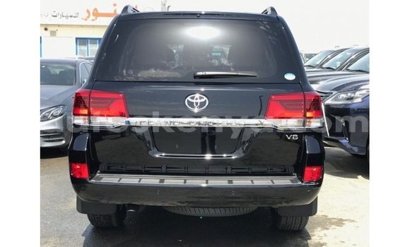 Buy Import Toyota Land Cruiser Black Car in Import - Dubai in Central Kenya Buy Import Toyota Land Cruiser Black Car in Import - Dubai in Central Kenya