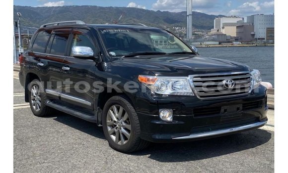 Nunua Imported Toyota Land Cruiser Nyeusi Gari ndani ya Import - Dubai nchini Kati Kenya Nunua Imported Toyota Land Cruiser Nyeusi Gari ndani ya Import - Dubai nchini Kati Kenya
