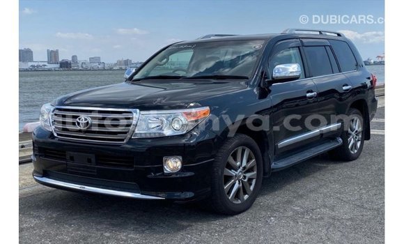 Nunua Imported Toyota Land Cruiser Nyeusi Gari ndani ya Import - Dubai nchini Kati Kenya Nunua Imported Toyota Land Cruiser Nyeusi Gari ndani ya Import - Dubai nchini Kati Kenya