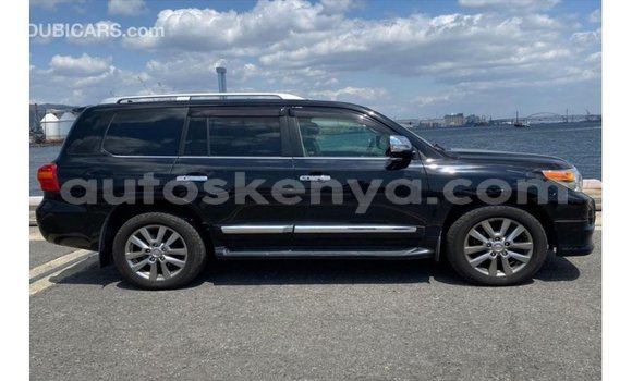 Nunua Imported Toyota Land Cruiser Nyeusi Gari ndani ya Import - Dubai nchini Kati Kenya Nunua Imported Toyota Land Cruiser Nyeusi Gari ndani ya Import - Dubai nchini Kati Kenya