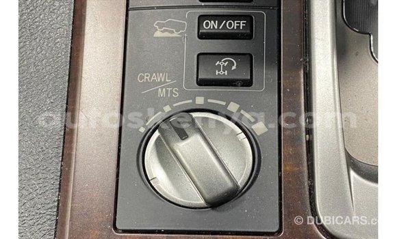 Nunua Imported Toyota Land Cruiser Nyeusi Gari ndani ya Import - Dubai nchini Kati Kenya Nunua Imported Toyota Land Cruiser Nyeusi Gari ndani ya Import - Dubai nchini Kati Kenya