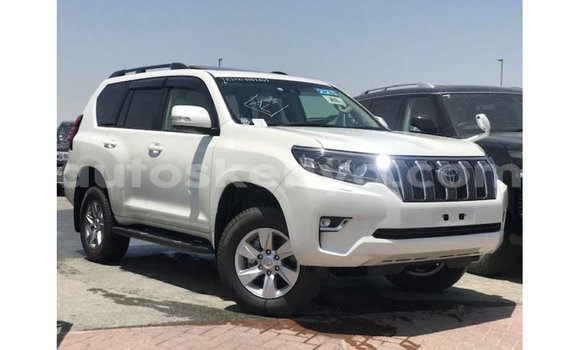 Nunua Imported Toyota Prado Nyeupe Gari ndani ya Import - Dubai nchini Kati Kenya Nunua Imported Toyota Prado Nyeupe Gari ndani ya Import - Dubai nchini Kati Kenya