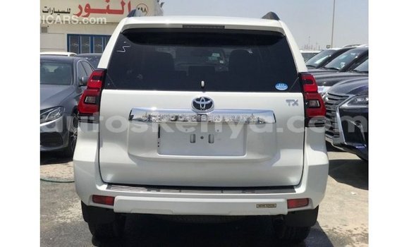 Nunua Imported Toyota Prado Nyeupe Gari ndani ya Import - Dubai nchini Kati Kenya Nunua Imported Toyota Prado Nyeupe Gari ndani ya Import - Dubai nchini Kati Kenya