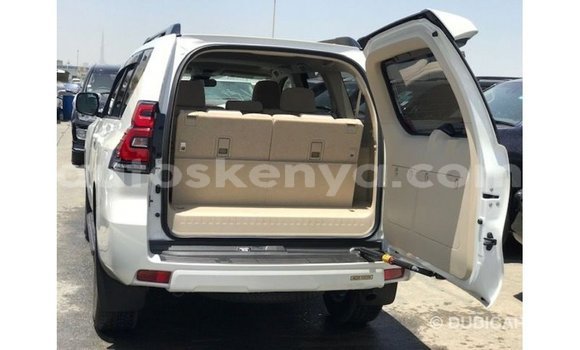 Nunua Imported Toyota Prado Nyeupe Gari ndani ya Import - Dubai nchini Kati Kenya Nunua Imported Toyota Prado Nyeupe Gari ndani ya Import - Dubai nchini Kati Kenya