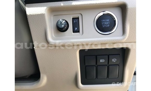 Nunua Imported Toyota Prado Nyeupe Gari ndani ya Import - Dubai nchini Kati Kenya Nunua Imported Toyota Prado Nyeupe Gari ndani ya Import - Dubai nchini Kati Kenya