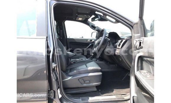 Nunua Imported Ford Everest Nyingine Gari ndani ya Import - Dubai nchini Kati Kenya Nunua Imported Ford Everest Nyingine Gari ndani ya Import - Dubai nchini Kati Kenya