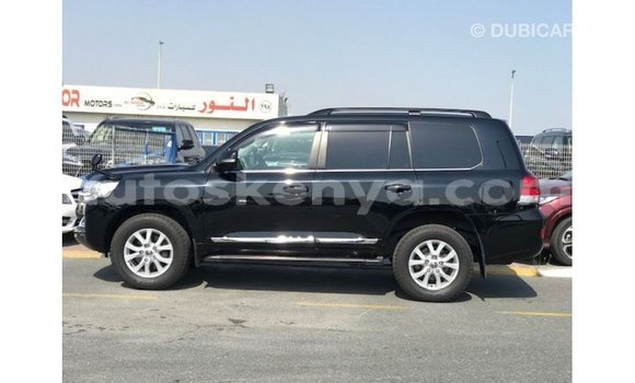 Imported Toyota Land Cruiser Black Makiinaa iti Import - Dubai keessatti Central Kenya keessatti Imported Toyota Land Cruiser Black Makiinaa iti Import - Dubai keessatti Central Kenya keessatti