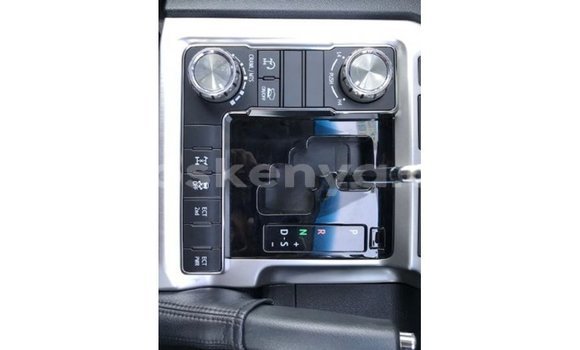 Imported Toyota Land Cruiser Black Makiinaa iti Import - Dubai keessatti Central Kenya keessatti Imported Toyota Land Cruiser Black Makiinaa iti Import - Dubai keessatti Central Kenya keessatti