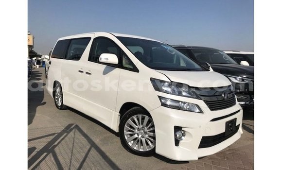 Buy Import Toyota Vellfire White Car in Import - Dubai in Central Kenya