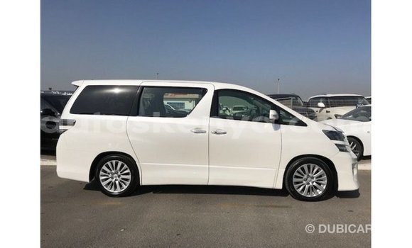 Buy Import Toyota Vellfire White Car in Import - Dubai in Central Kenya Buy Import Toyota Vellfire White Car in Import - Dubai in Central Kenya