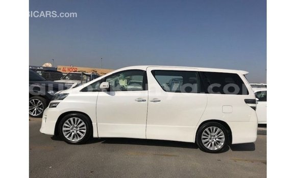 Buy Import Toyota Vellfire White Car in Import - Dubai in Central Kenya Buy Import Toyota Vellfire White Car in Import - Dubai in Central Kenya