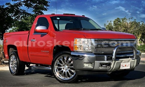 Imported Chevrolet Silverado Red Makiinaa iti Import - Dubai keessatti Central Kenya keessatti