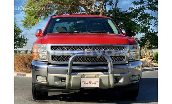 Imported Chevrolet Silverado Red Makiinaa iti Import - Dubai keessatti Central Kenya keessatti Imported Chevrolet Silverado Red Makiinaa iti Import - Dubai keessatti Central Kenya keessatti