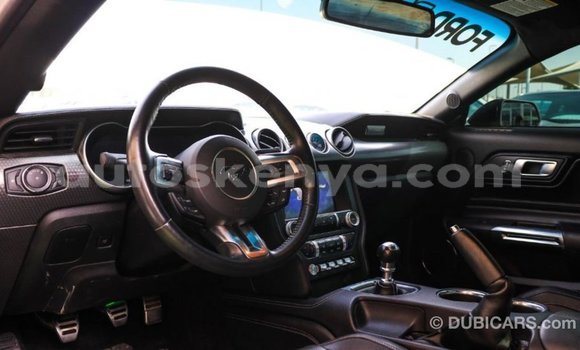 Nunua Imported Ford Mustang Kijani Gari ndani ya Import - Dubai nchini Kati Kenya Nunua Imported Ford Mustang Kijani Gari ndani ya Import - Dubai nchini Kati Kenya