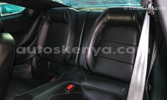 Nunua Imported Ford Mustang Kijani Gari ndani ya Import - Dubai nchini Kati Kenya Nunua Imported Ford Mustang Kijani Gari ndani ya Import - Dubai nchini Kati Kenya