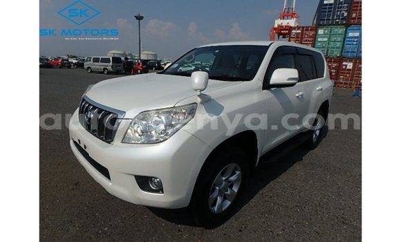 Buy Import Toyota Prado White Car in Import - Dubai in Central Kenya Buy Import Toyota Prado White Car in Import - Dubai in Central Kenya