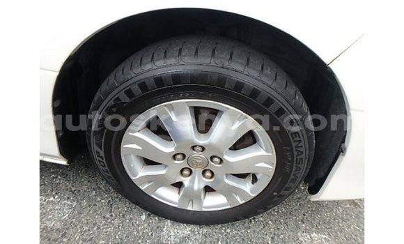 Imported Toyota Alphard White Makiinaa iti Import - Dubai keessatti Central Kenya keessatti Imported Toyota Alphard White Makiinaa iti Import - Dubai keessatti Central Kenya keessatti