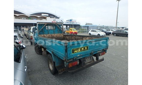Imported Toyota Dyna Green Netiree iti Import - Dubai keessatti Central Kenya keessatti Imported Toyota Dyna Green Netiree iti Import - Dubai keessatti Central Kenya keessatti