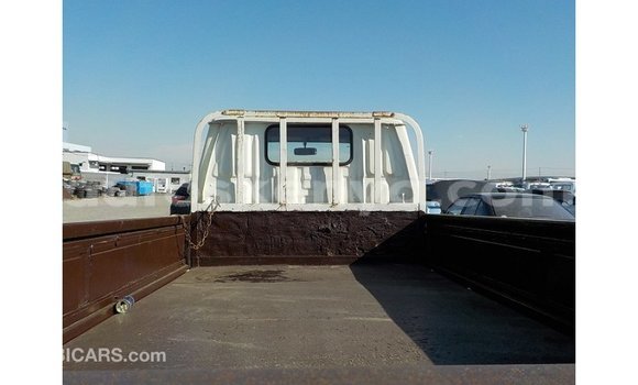 Buy Import Toyota Dyna White Truck in Import - Dubai in Central Kenya Buy Import Toyota Dyna White Truck in Import - Dubai in Central Kenya