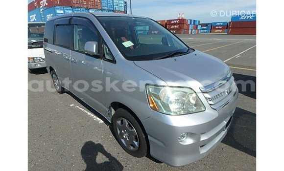 Imported Toyota Noah Other Makiinaa iti Import - Dubai keessatti Central Kenya keessatti Imported Toyota Noah Other Makiinaa iti Import - Dubai keessatti Central Kenya keessatti