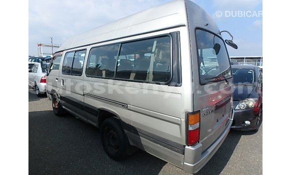 Nunua Imported Nissan Caravan Nyingine Gari ndani ya Import - Dubai nchini Kati Kenya Nunua Imported Nissan Caravan Nyingine Gari ndani ya Import - Dubai nchini Kati Kenya