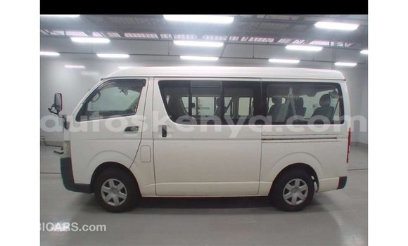 Buy Import Toyota Hiace White Car in Import - Dubai in Central Kenya Buy Import Toyota Hiace White Car in Import - Dubai in Central Kenya