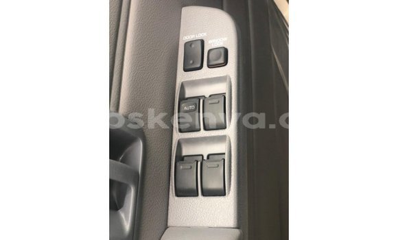 Buy Import Toyota Land Cruiser White Car in Import - Dubai in Central Kenya Buy Import Toyota Land Cruiser White Car in Import - Dubai in Central Kenya
