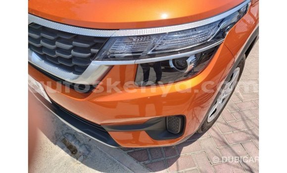 Nunua Imported Kia Carens Nyingine Gari ndani ya Import - Dubai nchini Kati Kenya Nunua Imported Kia Carens Nyingine Gari ndani ya Import - Dubai nchini Kati Kenya