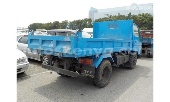 Nunua Imported Toyota Dyna Bluu Lori ndani ya Import - Dubai nchini Kati Kenya Nunua Imported Toyota Dyna Bluu Lori ndani ya Import - Dubai nchini Kati Kenya