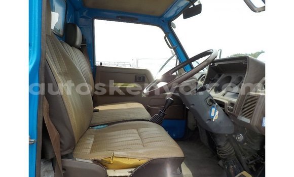 Nunua Imported Toyota Dyna Bluu Lori ndani ya Import - Dubai nchini Kati Kenya Nunua Imported Toyota Dyna Bluu Lori ndani ya Import - Dubai nchini Kati Kenya