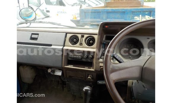 Nunua Imported Toyota Dyna Bluu Lori ndani ya Import - Dubai nchini Kati Kenya Nunua Imported Toyota Dyna Bluu Lori ndani ya Import - Dubai nchini Kati Kenya