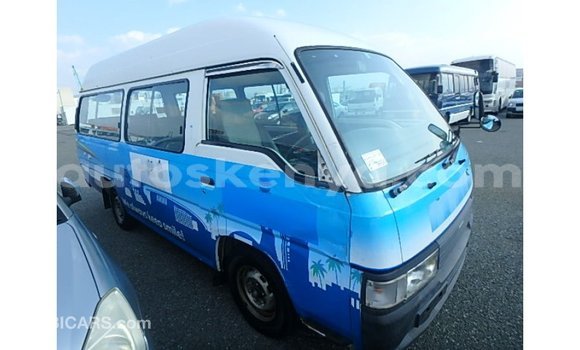 Nunua Imported Nissan Caravan Nyeupe Gari ndani ya Import - Dubai nchini Kati Kenya Nunua Imported Nissan Caravan Nyeupe Gari ndani ya Import - Dubai nchini Kati Kenya