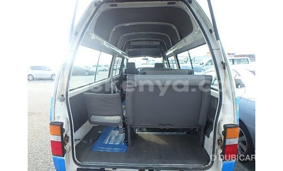 Nunua Imported Nissan Caravan Nyeupe Gari ndani ya Import - Dubai nchini Kati Kenya Nunua Imported Nissan Caravan Nyeupe Gari ndani ya Import - Dubai nchini Kati Kenya