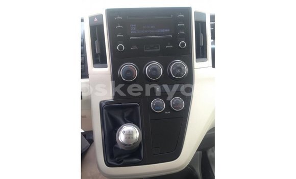 Buy Import Toyota Hiace White Car in Import - Dubai in Central Kenya Buy Import Toyota Hiace White Car in Import - Dubai in Central Kenya