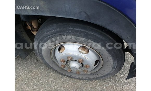 Buy Import Nissan 350Z Blue Car in Import - Dubai in Central Kenya Buy Import Nissan 350Z Blue Car in Import - Dubai in Central Kenya