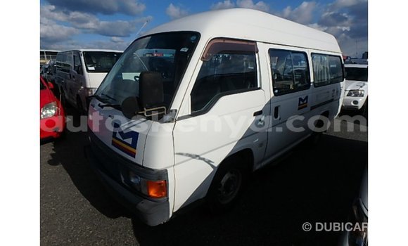 Imported Nissan Caravan White Makiinaa iti Import - Dubai keessatti Central Kenya keessatti Imported Nissan Caravan White Makiinaa iti Import - Dubai keessatti Central Kenya keessatti